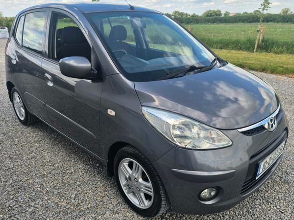 Hyundai i10 Hatchback, Petrol, 2010, Grey