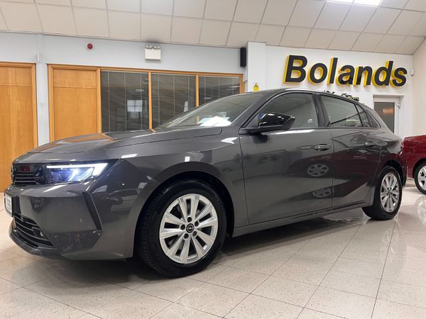 Opel Astra Hatchback, Diesel, 2024, Grey