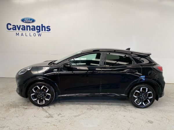 Ford Puma MPV, Petrol Hybrid, 2020, Black