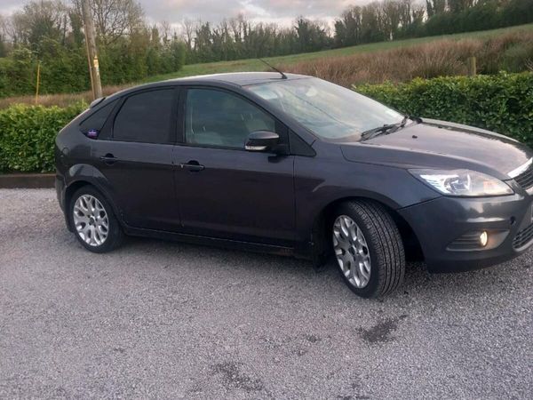 Ford Focus Hatchback, Diesel, 2009, Grey