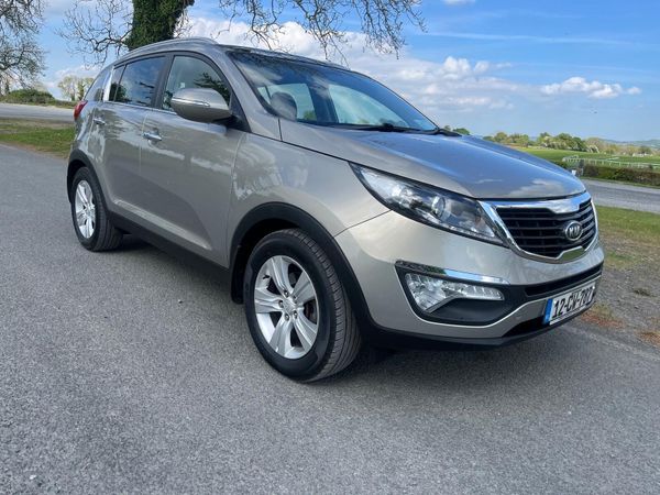 Kia Sportage SUV, Diesel, 2012, Silver