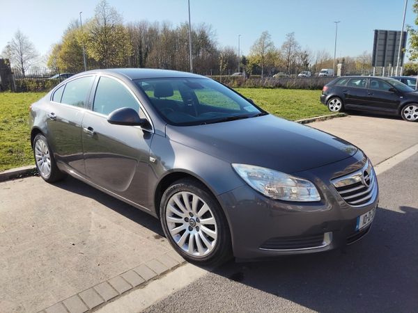 Opel Insignia Saloon, Diesel, 2010, Grey