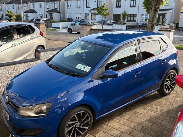 Volkswagen Polo Hatchback, Petrol, 2012, Blue