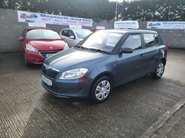 Skoda Fabia Hatchback, Petrol, 2014, Grey