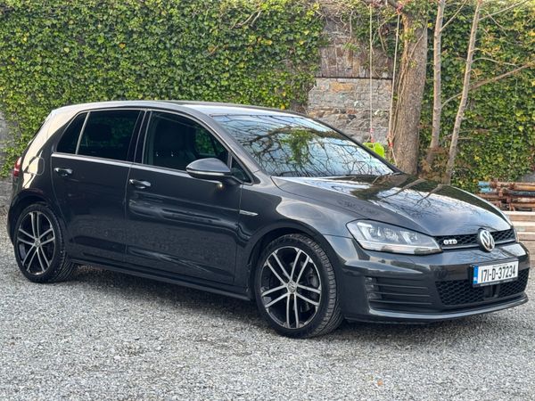 Volkswagen Golf Estate, Diesel, 2017, Black