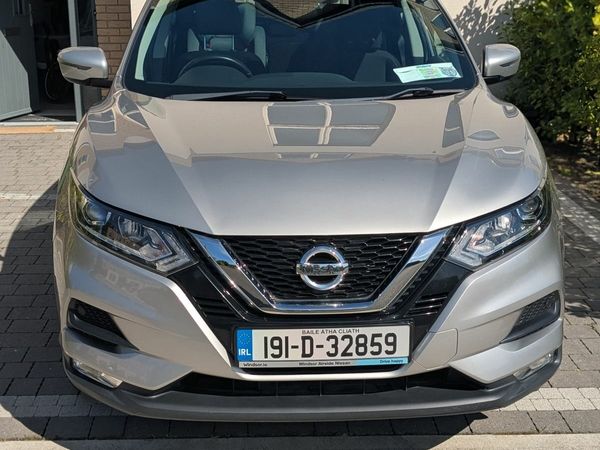 Nissan Qashqai MPV, Petrol, 2019, Grey