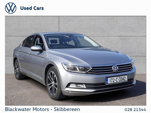 Volkswagen Passat Saloon, Diesel, 2017, Grey