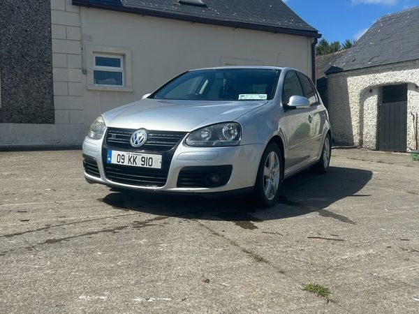Volkswagen Golf Hatchback, Diesel, 2009, Silver