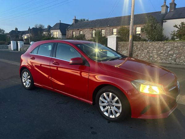 Mercedes-Benz A-Class Hatchback, Diesel, 2015, Red
