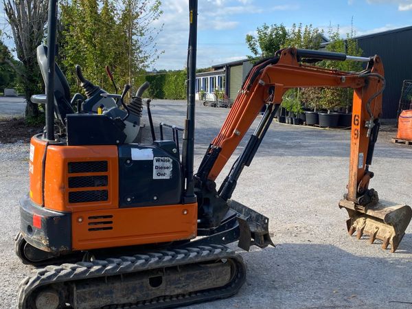 1.5 Ton Mini Digger for sale in Co. Galway for €17,500 on DoneDeal