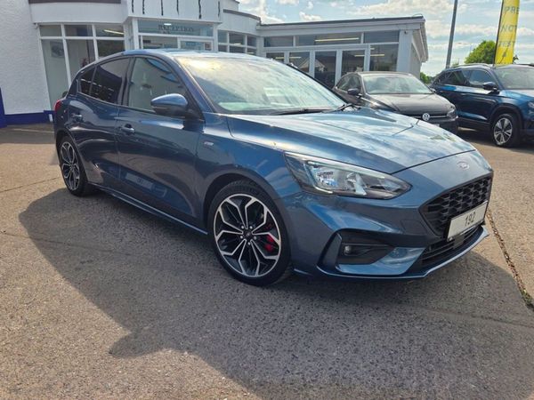 Ford Focus Hatchback, Diesel, 2019, Blue