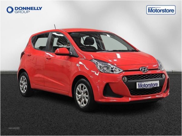 Hyundai i10 , Petrol, 2019, Red