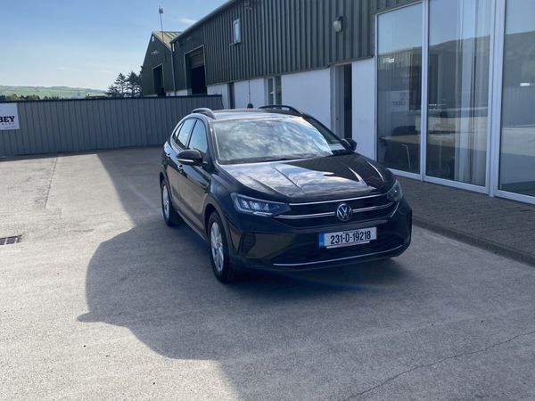 Volkswagen Taigo Estate/Jeep, Petrol, 2023, Black