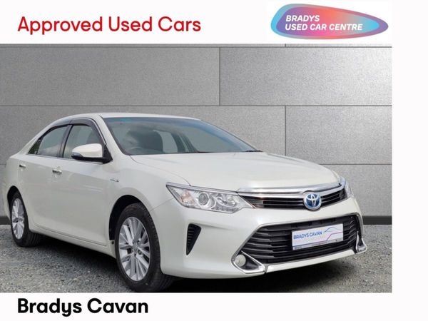 Toyota Camry Hatchback, Hybrid, 2017, White