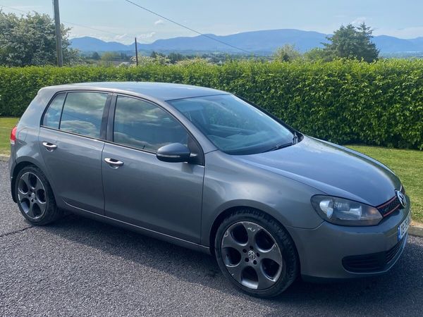 Volkswagen Golf Hatchback, Diesel, 2009, White