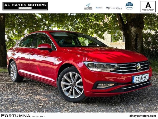 Volkswagen Passat Saloon, Diesel, 2022, Red