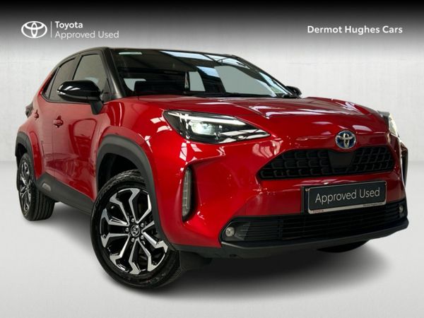 Toyota Yaris Cross Hatchback, Petrol Hybrid, 2023, Red