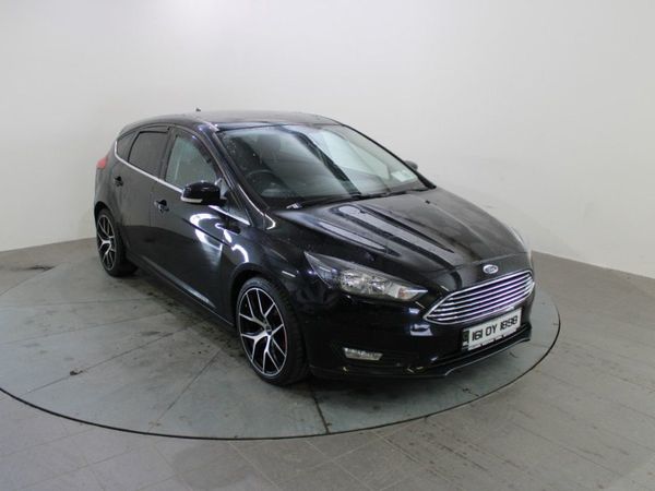 Ford Focus Hatchback, Diesel, 2016, Black