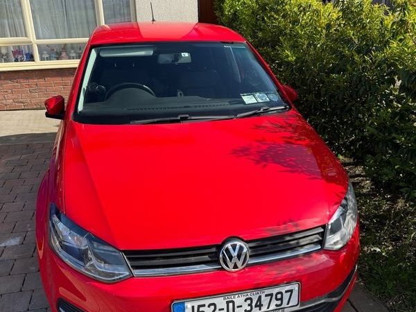 Volkswagen Polo Hatchback, Petrol, 2015, Red