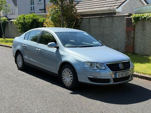 Volkswagen Passat Saloon, Petrol, 2007, Blue