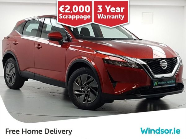 Nissan Qashqai MPV, Petrol Hybrid, 2022, Red