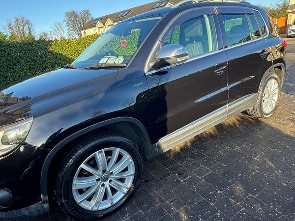 Volkswagen Tiguan SUV, Petrol, 2016, Black
