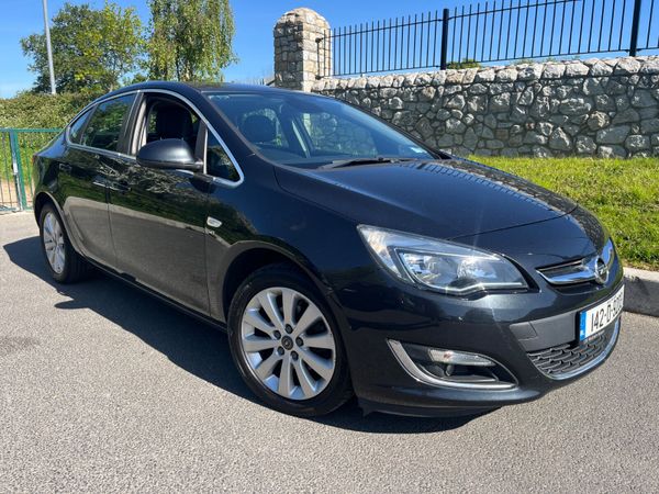 Opel Astra Saloon, Diesel, 2014, Black