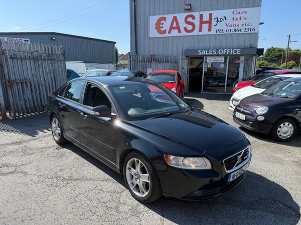 Volvo S40 Saloon, Diesel, 2010, Black