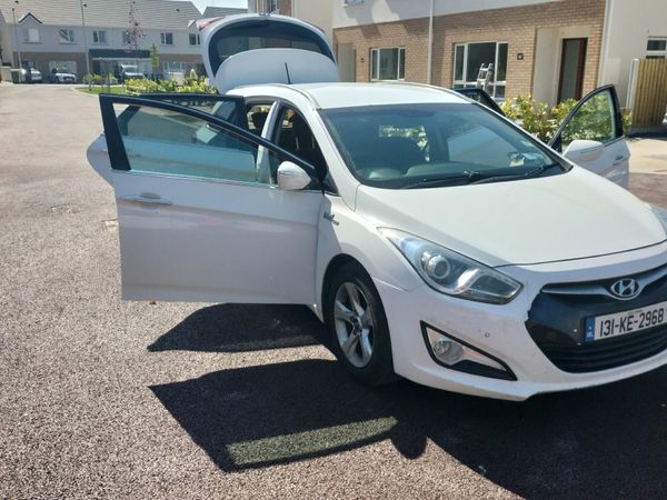 Hyundai i40 Estate, Diesel, 2013, White