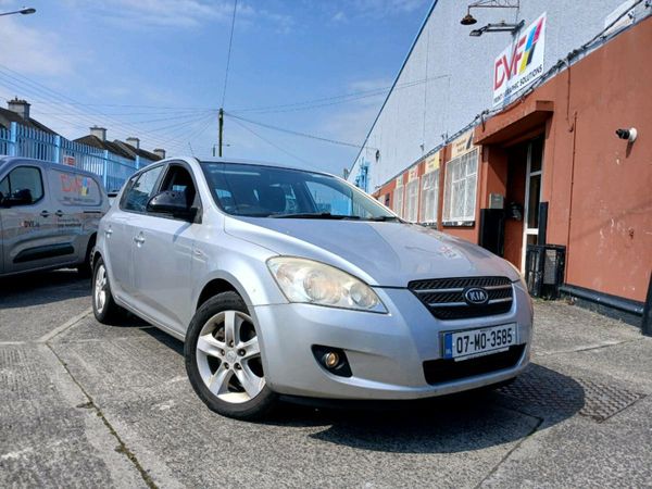 Kia Ceed Hatchback, Diesel, 2007, Silver