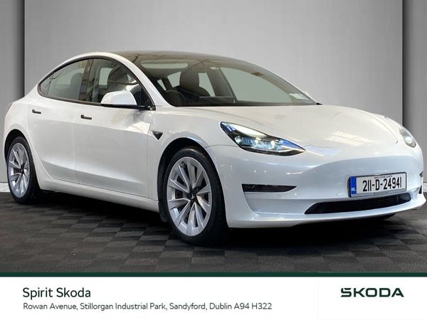 Tesla Model 3 Saloon, Electric, 2021, White