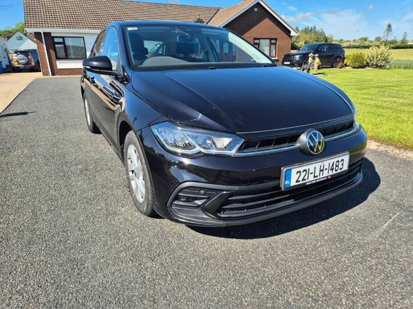 Volkswagen Polo Hatchback, Petrol, 2022, Black
