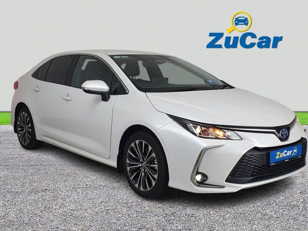 Toyota Corolla Saloon, Petrol Hybrid, 2023, White