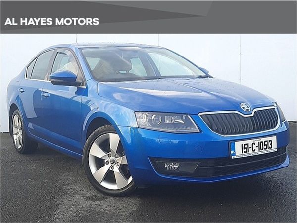 Skoda Octavia Saloon, Petrol, 2015, Blue
