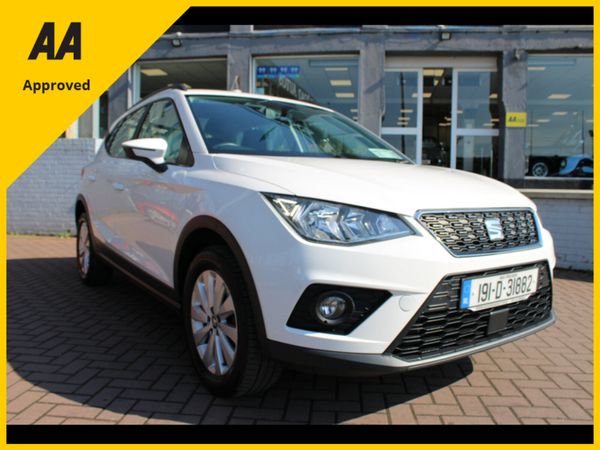 SEAT Arona Hatchback, Petrol, 2019, White