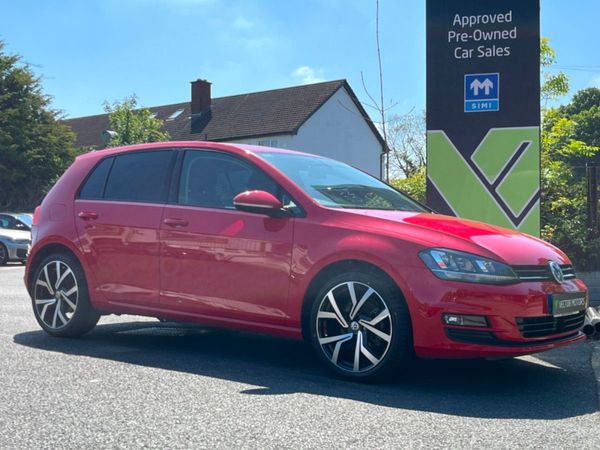 Volkswagen Golf Hatchback, Petrol, 2014, Red