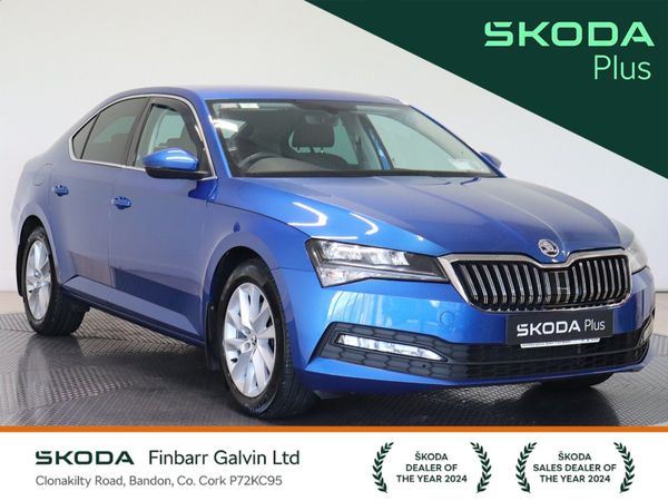 Skoda Superb Saloon, Petrol, 2022, Blue