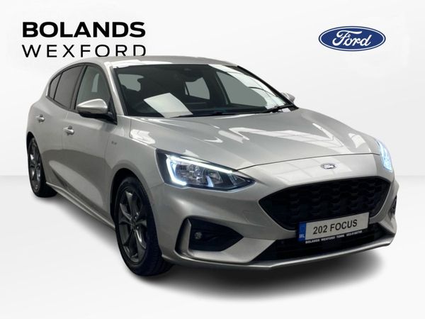 Ford Focus Hatchback, Petrol Hybrid, 2020, Silver