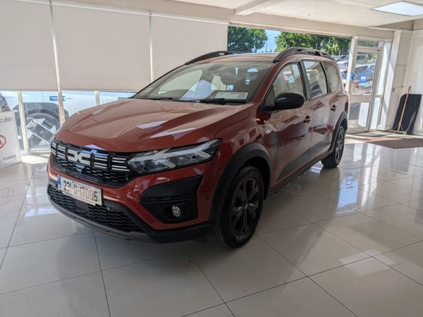 Dacia Jogger MPV, Petrol, 2023, Brown