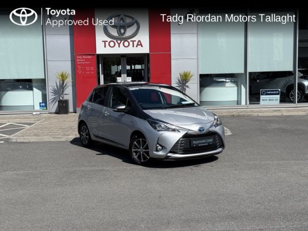 Toyota Yaris Hatchback, Petrol Hybrid, 2020, Silver