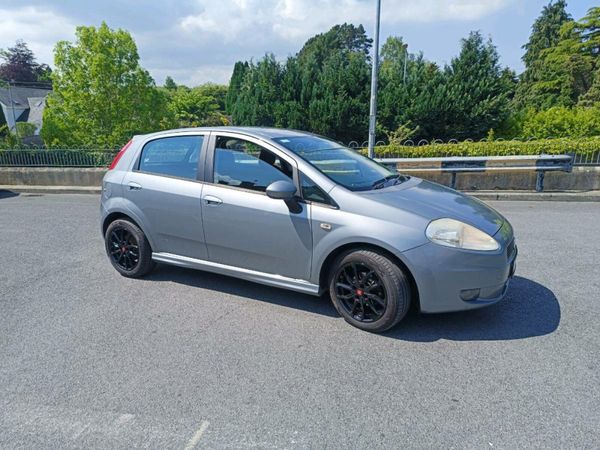 Fiat Punto Hatchback, Diesel, 2009, Grey