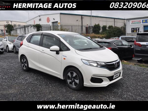 Honda Fit Hatchback, Hybrid, 2017, White