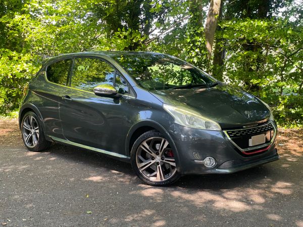 Peugeot 208 Hatchback, Petrol, 2014, Grey