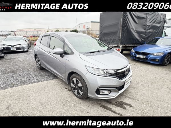 Honda Fit Hatchback, Petrol Hybrid, 2018, Silver