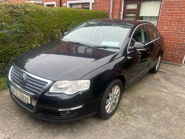 Volkswagen Passat Saloon, Petrol, 2008, Black