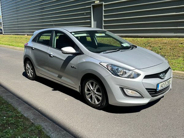 Hyundai i30 Hatchback, Diesel, 2014, Silver