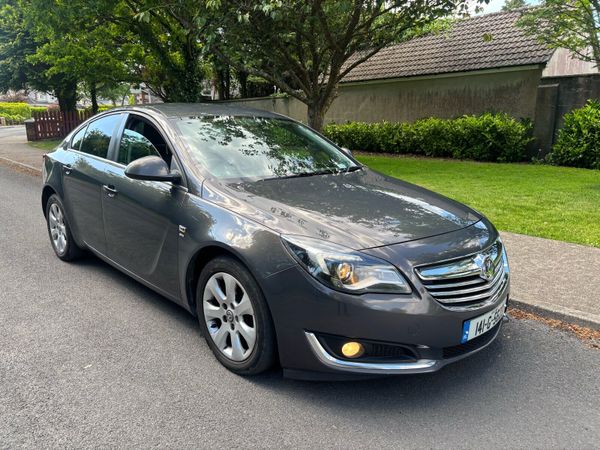 Vauxhall Insignia Hatchback, Diesel, 2014, Grey