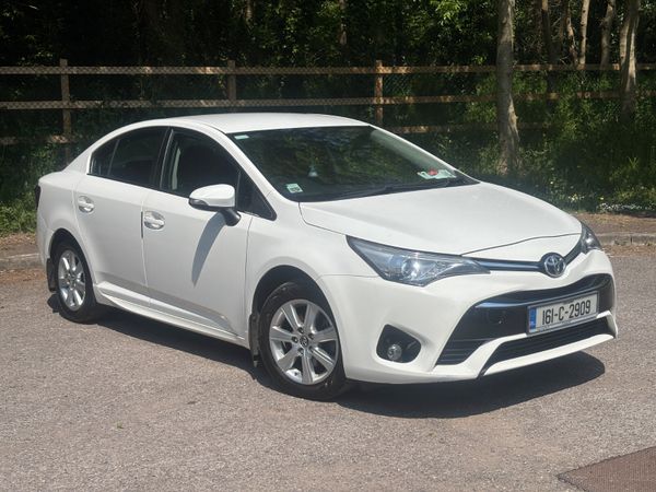 Toyota Avensis Saloon, Diesel, 2016, White
