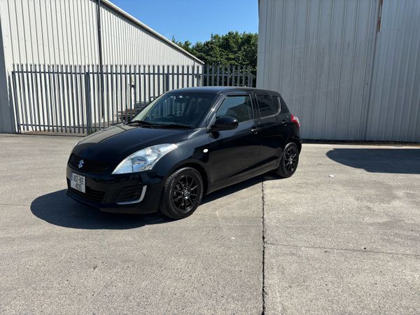Suzuki Swift Hatchback, Petrol, 2016, Black