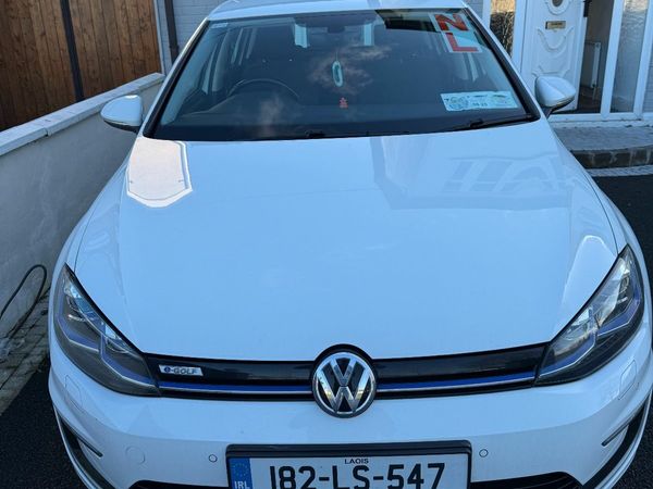Volkswagen Golf Estate, Electric, 2018, White